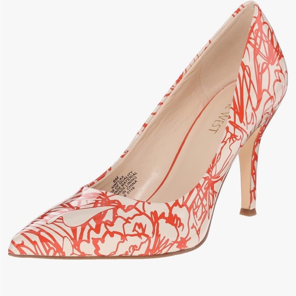 Nine West stylish dress pump
Shoe size 7.5
Originally $50, worn 3 times only - Picture 12 of 12